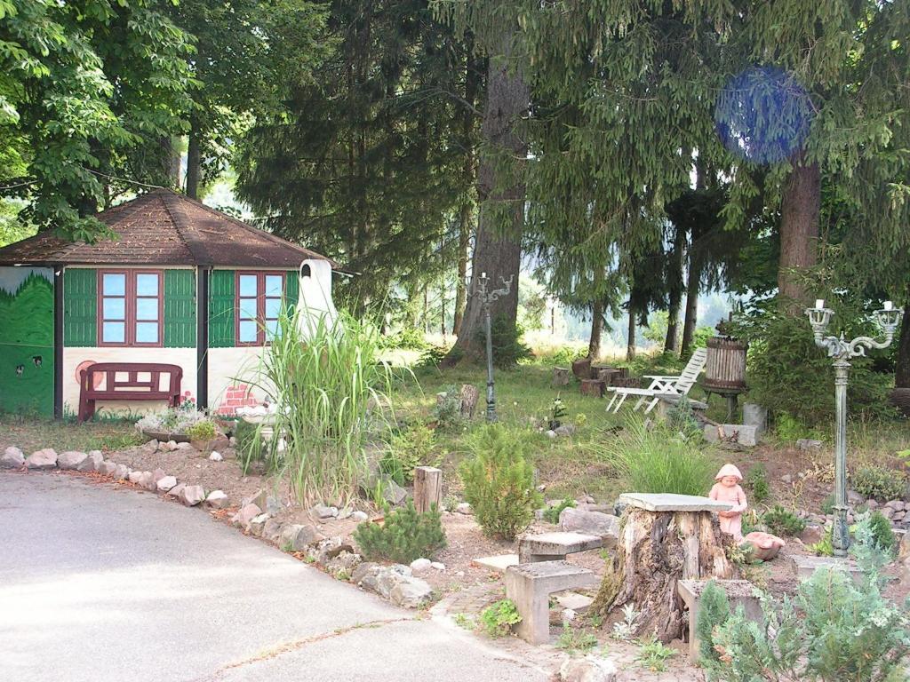 Hotel Sternen Lenzkirch Exteriör bild